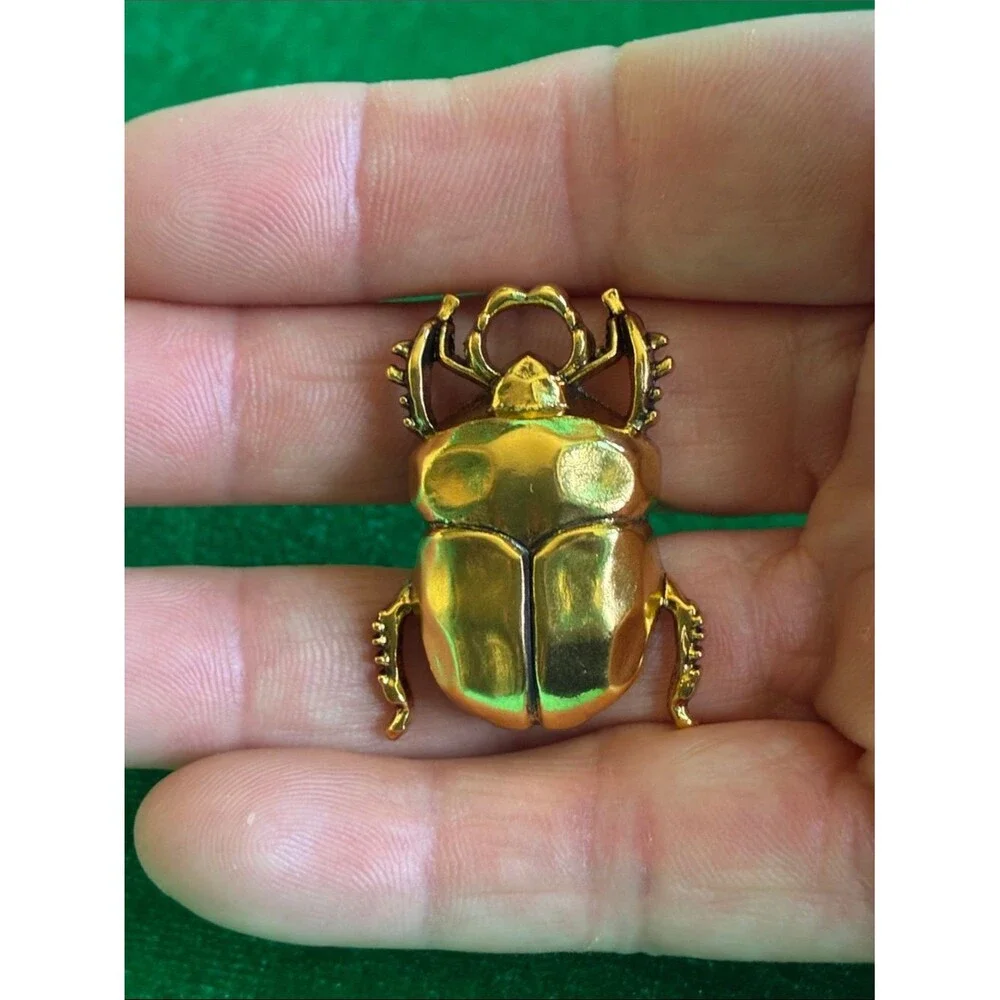 NEW Egyptian revival style chunky bold gold tone scarab beetle adjustable ring